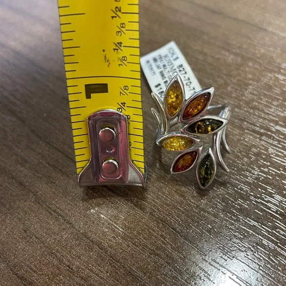 Sterling Silver Ring with Amber Accents Leaf Design size 7 - Picture 4 of 4